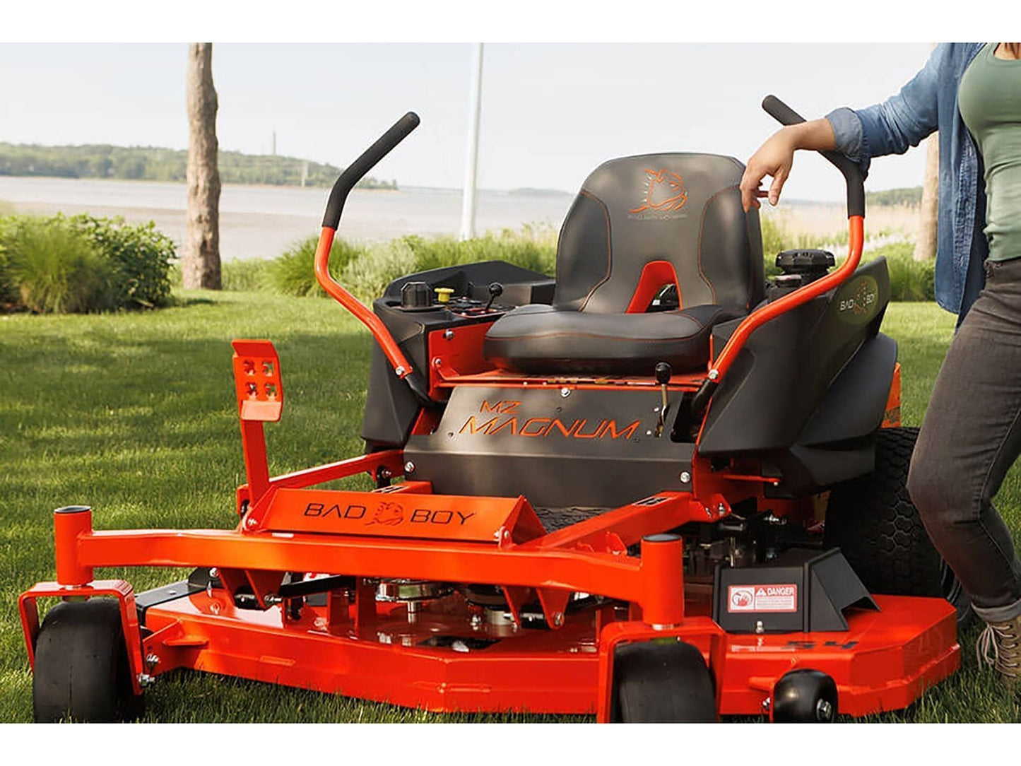 Bad Boy MZ Magnum 54 in. 24 HP Gas Zero-Turn Mower